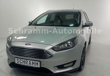 Ford Focus 123.000 km 8.250 &euro; Rostock 18069