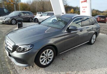 Mercedes-Benz E 250 61.220 km 25.990 &euro; Rostock 18069