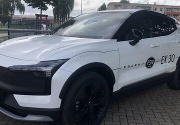 Volvo EX30 2.000 km 49.500 &euro; Rostock 18057