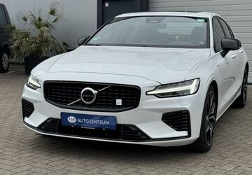 Volvo S60 4.796 km 49.000 &euro; Rostock 18146