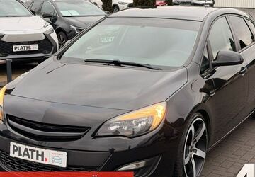 Opel Astra 73.240 km 8.890 &euro; Rostock-Warnemünde 18119