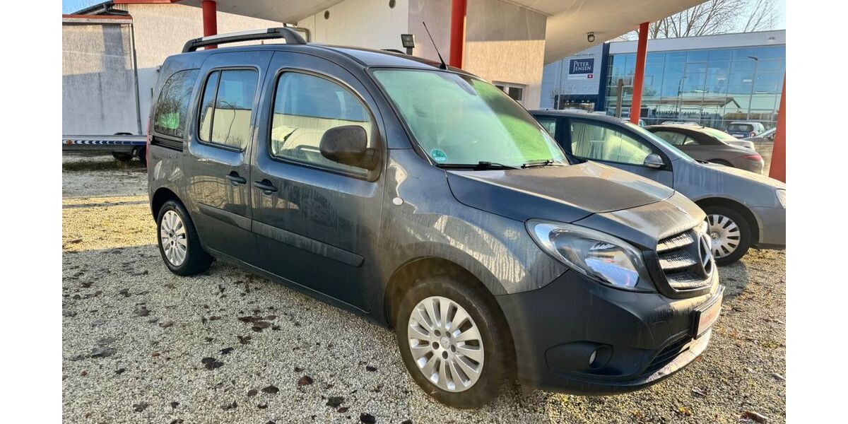 Mercedes-Benz Citan 178.000 km 8.900 &euro; Rostock 18069