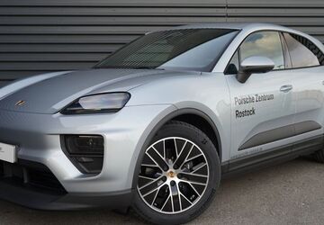 Porsche Macan 5.950 km 92.750 &euro; Papendorf 18059