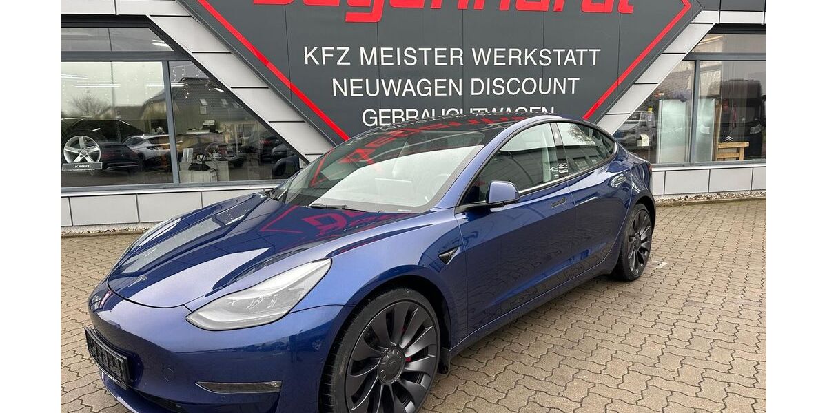 Tesla Model 3 47.198 km 30.990 &euro; Mönchhagen 18182