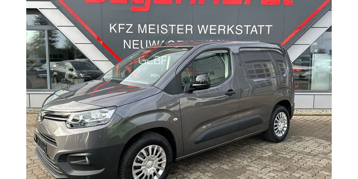 Toyota Proace (Verso) 8.100 km 18.990 &euro; Mönchhagen 18182