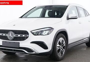 Mercedes-Benz GLA 180 10.000 km 37.481 &euro; Ribnitz-Damgarten 18311