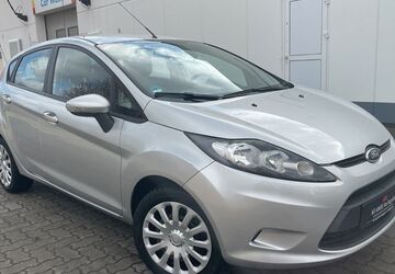 Ford Fiesta 107.405 km 4.850 &euro; Broderstorf 18184