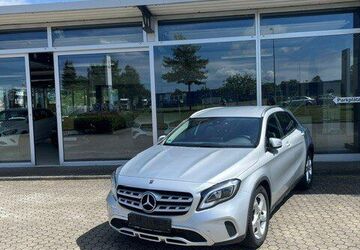 Mercedes-Benz GLA 180 69.260 km 21.900 &euro; Bad Doberan 18209