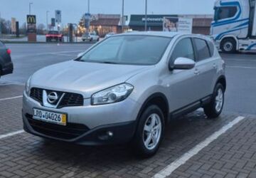 Nissan Qashqai 128.544 km 6.750 &euro; Rostock 18107