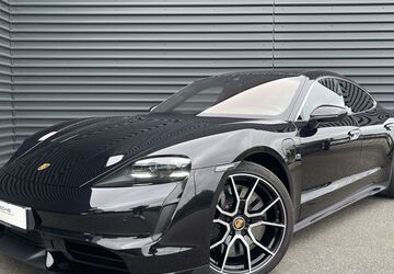 Porsche Taycan 23.950 km 109.750 &euro; Papendorf 18059