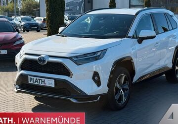 Toyota RAV 4 107.690 km 33.490 &euro; Rostock-Warnemünde 18119