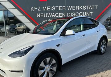 Tesla Model Y 56.717 km 35.990 &euro; Mönchhagen 18182