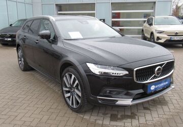 Volvo V90 Cross Country 33.179 km 53.281 &euro; Rostock 18057