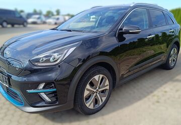 Kia Niro 42.400 km 21.390 &euro; Broderstorf / OT Pastow 18184
