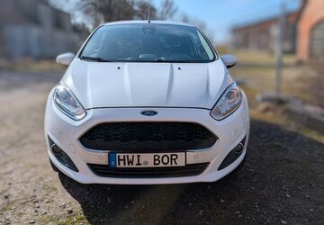 Ford Fiesta 63.000 km 7.000 &euro; Passee 23992