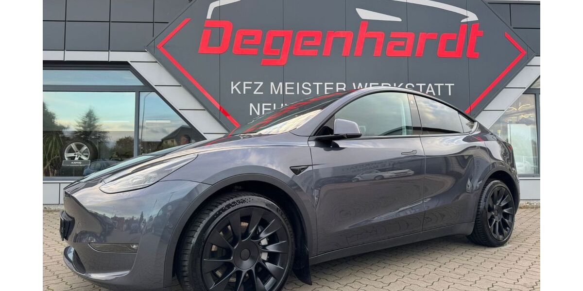 Tesla Model Y 60.966 km 35.990 &euro; Mönchhagen 18182