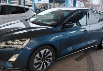 Ford Focus 66.395 km 12.890 &euro; Rostock 18106