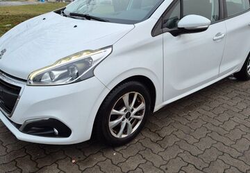 Peugeot 208 127.000 km 4.550 &euro; Ribnitz-Damgarten 18311