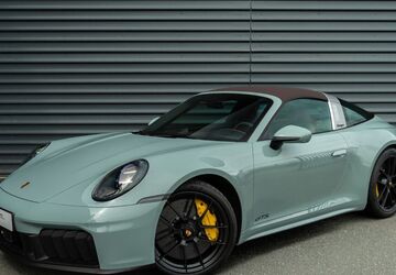Porsche 992 1.460 km 209.900 &euro; Papendorf 18059