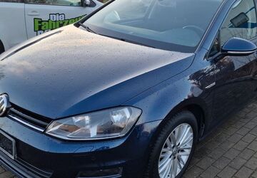 VW Golf 219.235 km 7.999 &euro; Rostock 18055