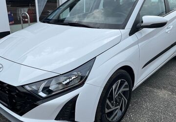 Hyundai i20 16.493 km 17.990 &euro; Tessin 18195