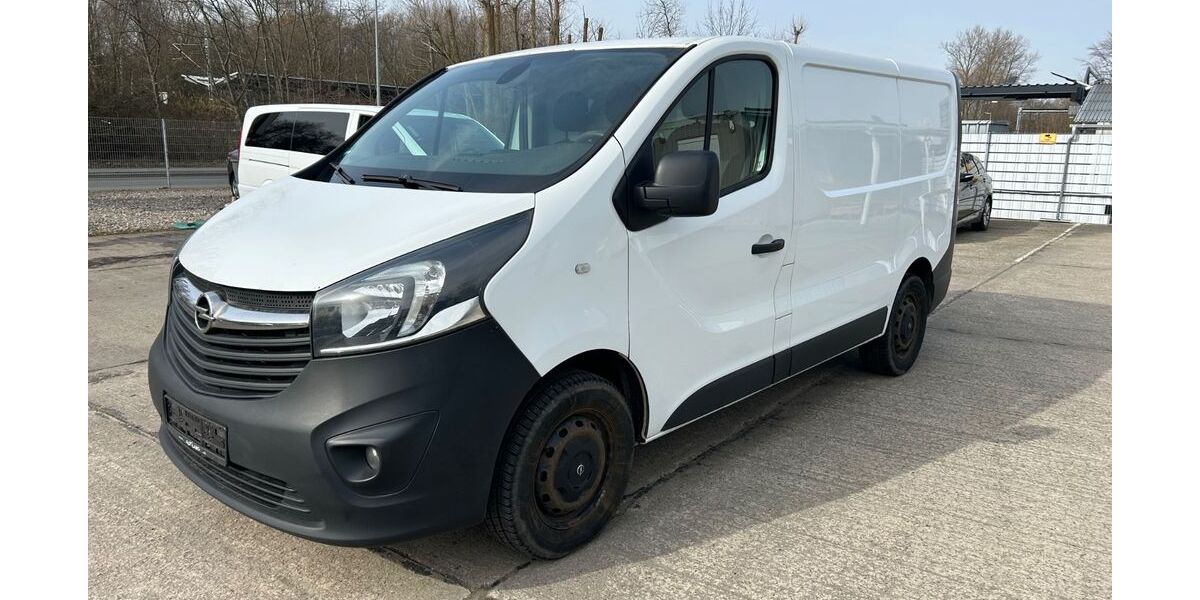 Opel Vivaro 185.000 km 7.300 &euro; Rostock 18106