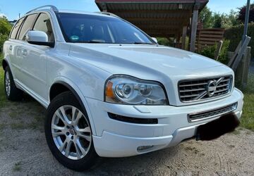 Volvo XC90 225.000 km 12.900 &euro; ELMENHORST-Lichtenhagen 18107