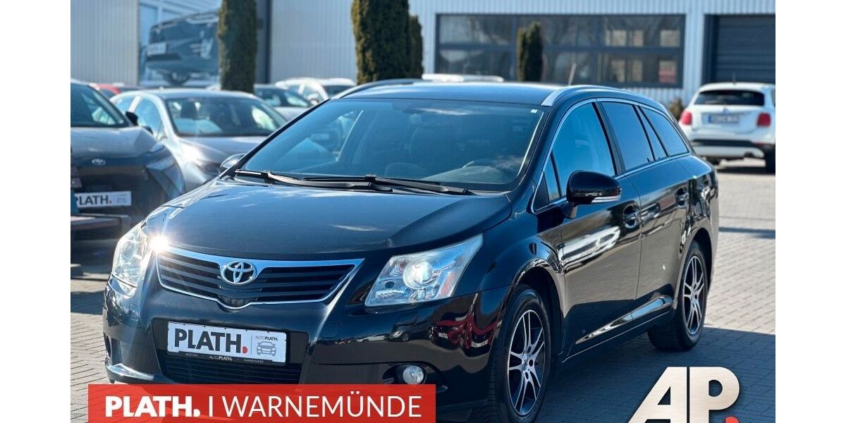 Toyota Avensis 181.053 km 7.990 &euro; Rostock-Warnemünde 18119