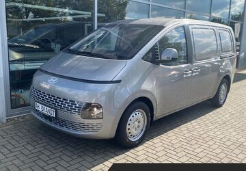 Hyundai STARIA 3.700 km 32.487 &euro; Rostock 18146