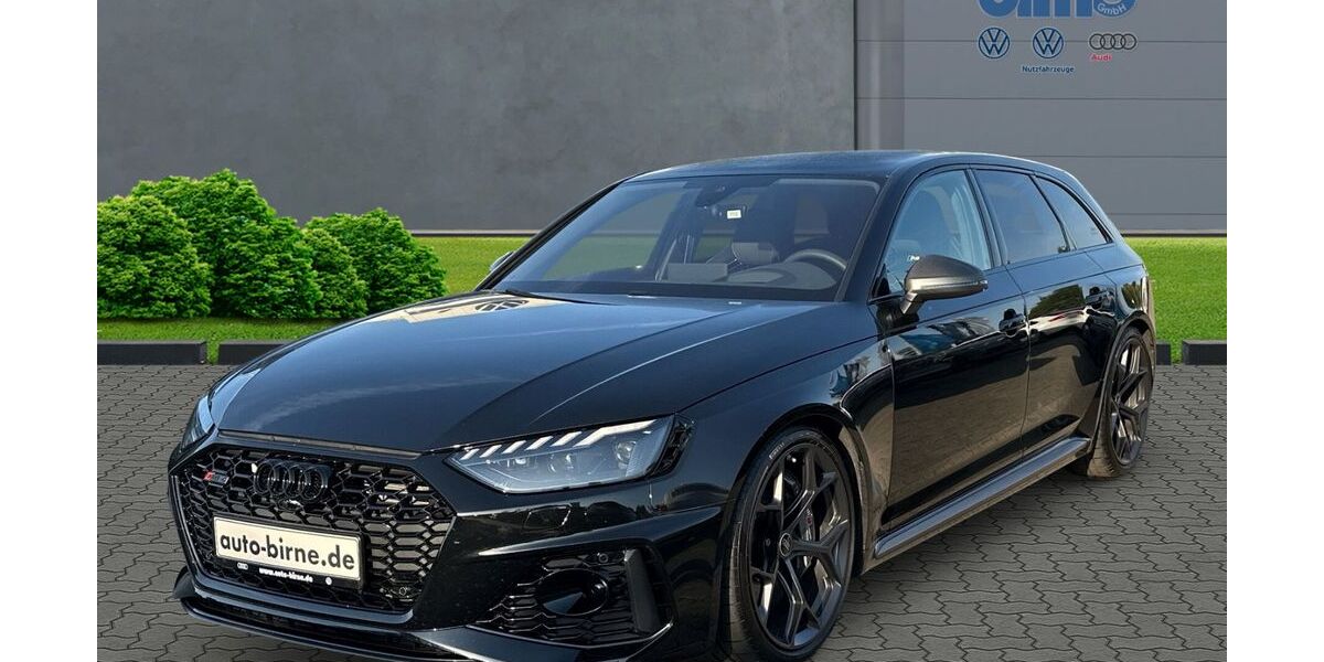 Audi RS4 7.704 km 106.880 &euro; Bad Doberan 18209