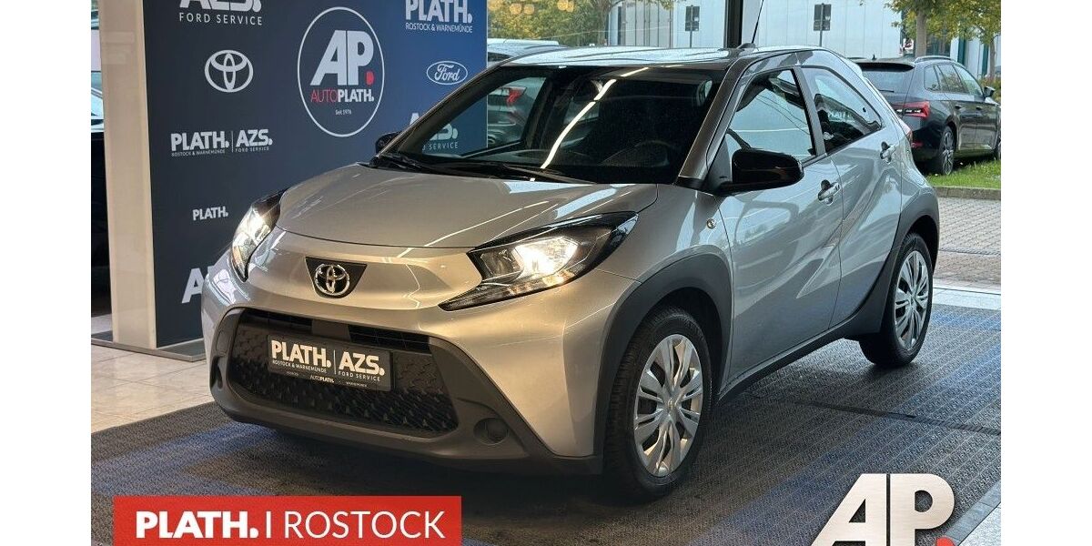 Toyota Aygo (X) 21.336 km 15.990 &euro; Rostock 18059