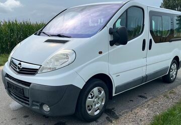 Opel Vivaro 182.500 km 10.750 &euro; Kühlungsborn 18225
