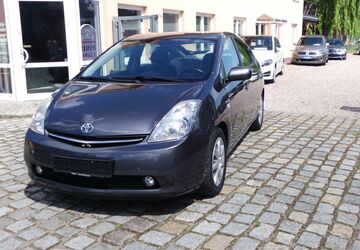 Toyota Prius 103.000 km 6.990 &euro; Rostock 18055