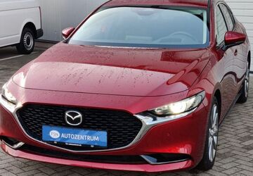 Mazda 3 21.284 km 25.990 &euro; Rostock 18146