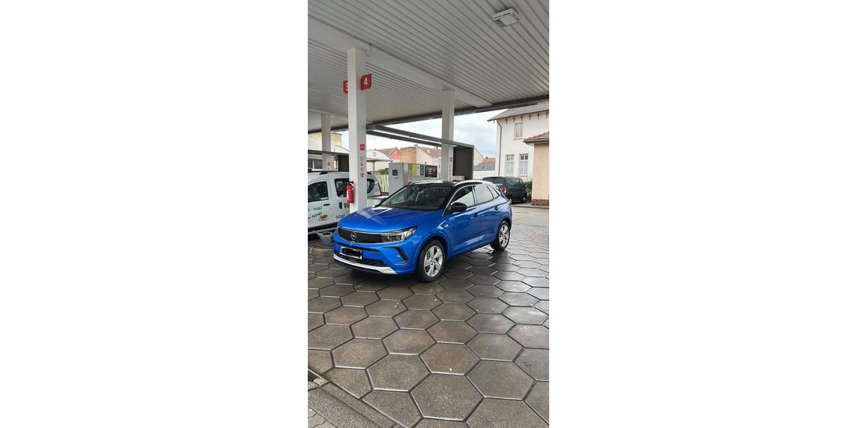 Opel Grandland (X) 55.000 km 25.900 &euro; Sanitz 18190