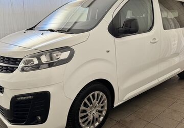 Opel Zafira Life 48.500 km 27.900 &euro; Rostock 18069