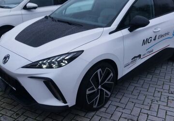 MG 4 4.200 km 34.890 &euro; Rostock 18106