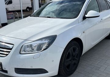 Opel Insignia 257.022 km 1.990 &euro; Tessin 18195