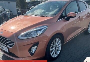 Ford Fiesta 92.584 km 12.490 &euro; Rostock-Warnemünde 18119