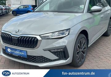 Skoda Scala 4.801 km 28.485 &euro; Rostock 18146