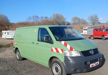 VW T5 Transporter 271.788 km 8.500 &euro; Broderstorf 18184