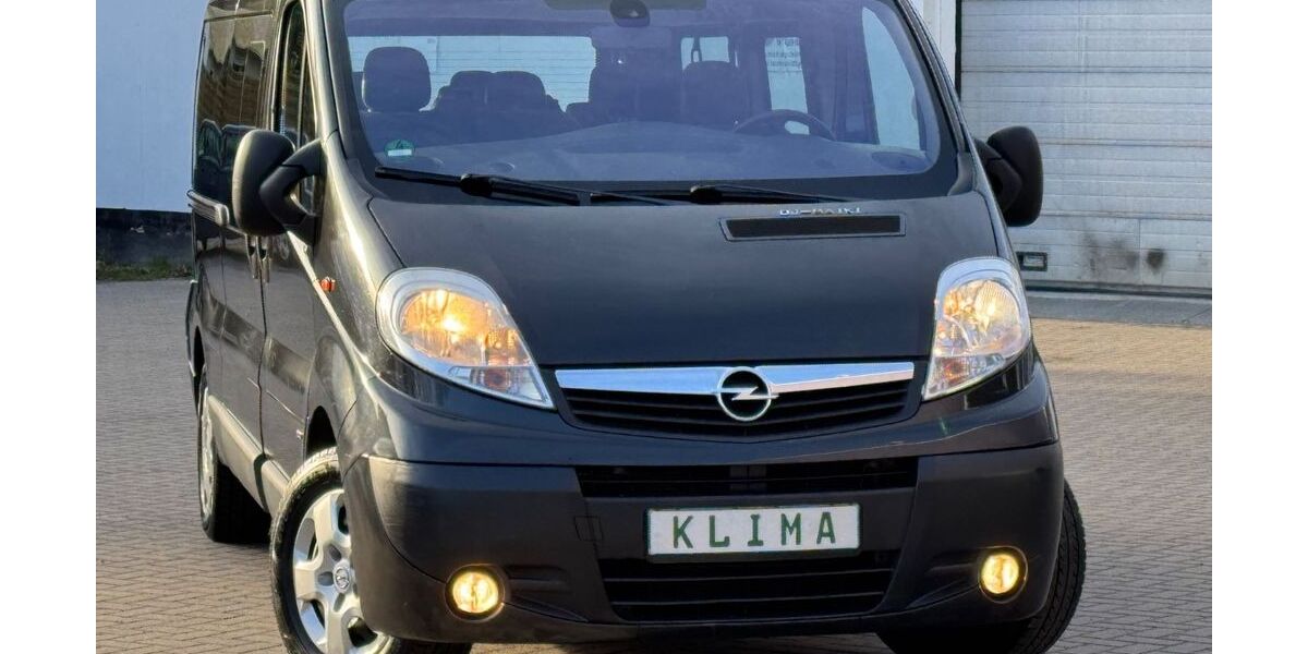 Opel Vivaro 234.601 km 8.990 &euro; ROSTOCK 18146