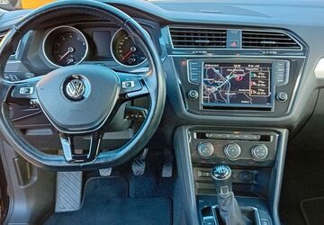VW Tiguan 66.700 km 15.490 &euro; Bentwisch 18182