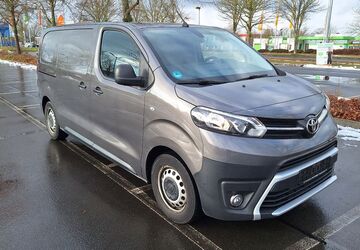 Toyota Proace (Verso) 115.000 km 15.990 &euro; Klein Schwaß 18198