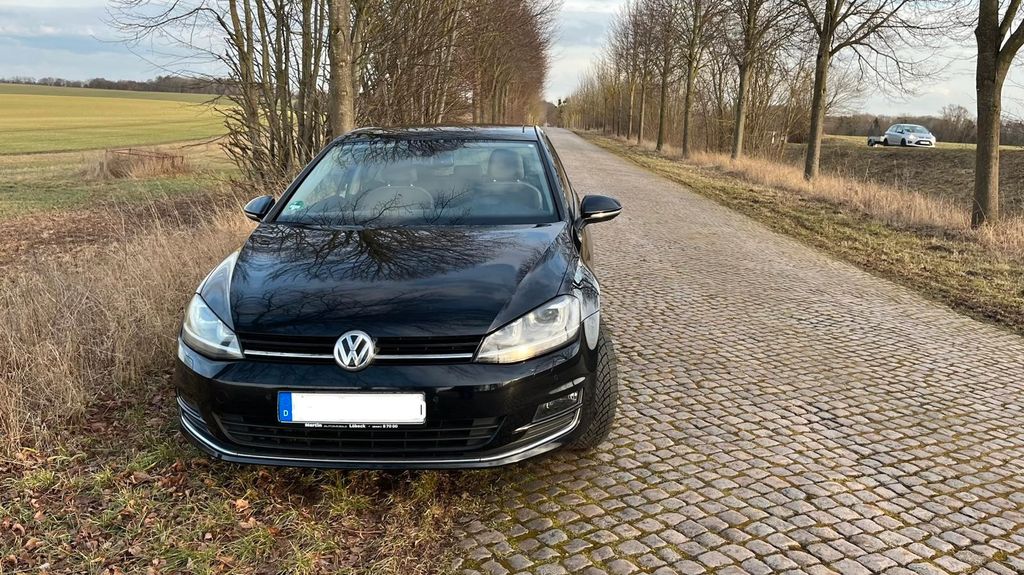 VW Golf 69.500 km 11.450 &euro; Pölchow 18059